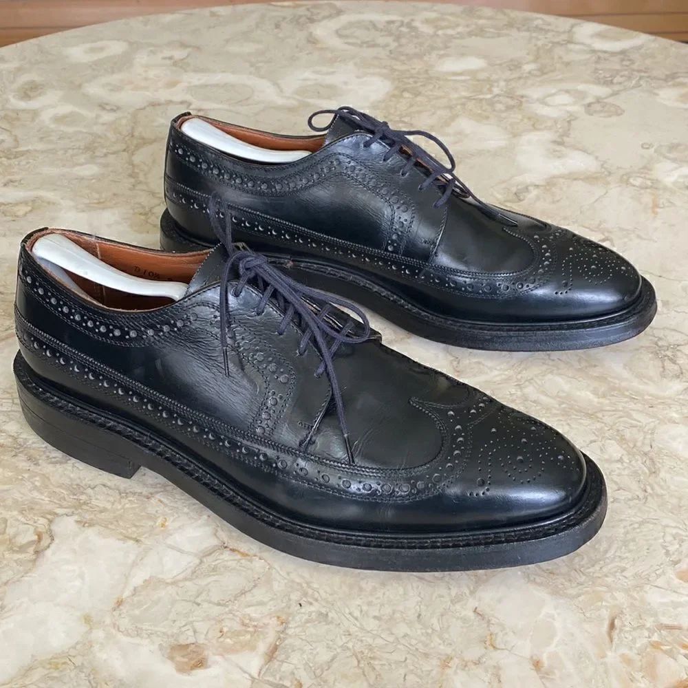 Vintage Florsheim Imperial Black Leather Wingtip Brogues